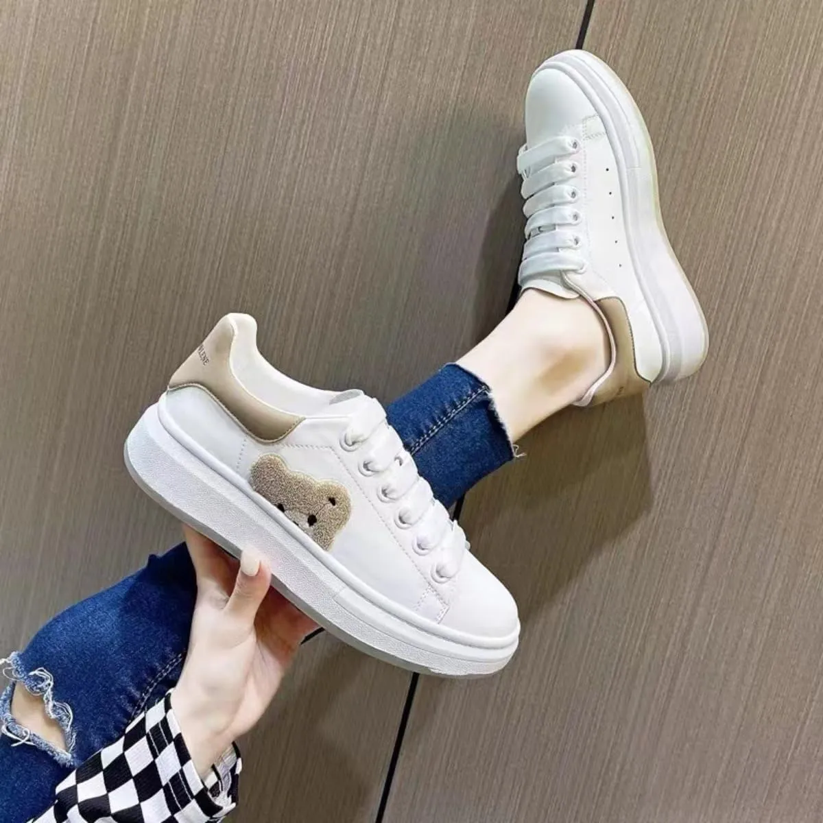 Bear Sports Shoes Girls Casual Cartoon Cute Sneakers Women's Summer Breathable Sneakers for Travel Outdoor Sports