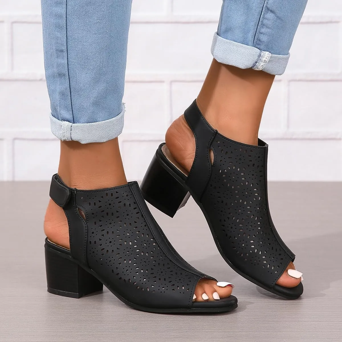 Chunky Sandals for Women Orthopedic Fashion Non Slip Middle Heels Breathable Hollow Out Slingback Sandals Ladies Elegant Summer Walking Shoes and Hook And Loop Closure