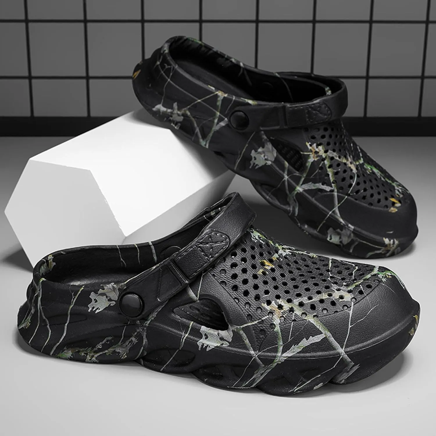Meidiastra Men's Clogs Athletic Sports Sandal Water Slippers Beach Sports Sandals Slip-On Yard Garden Shoes with Adjustable Back Strap - River Edge