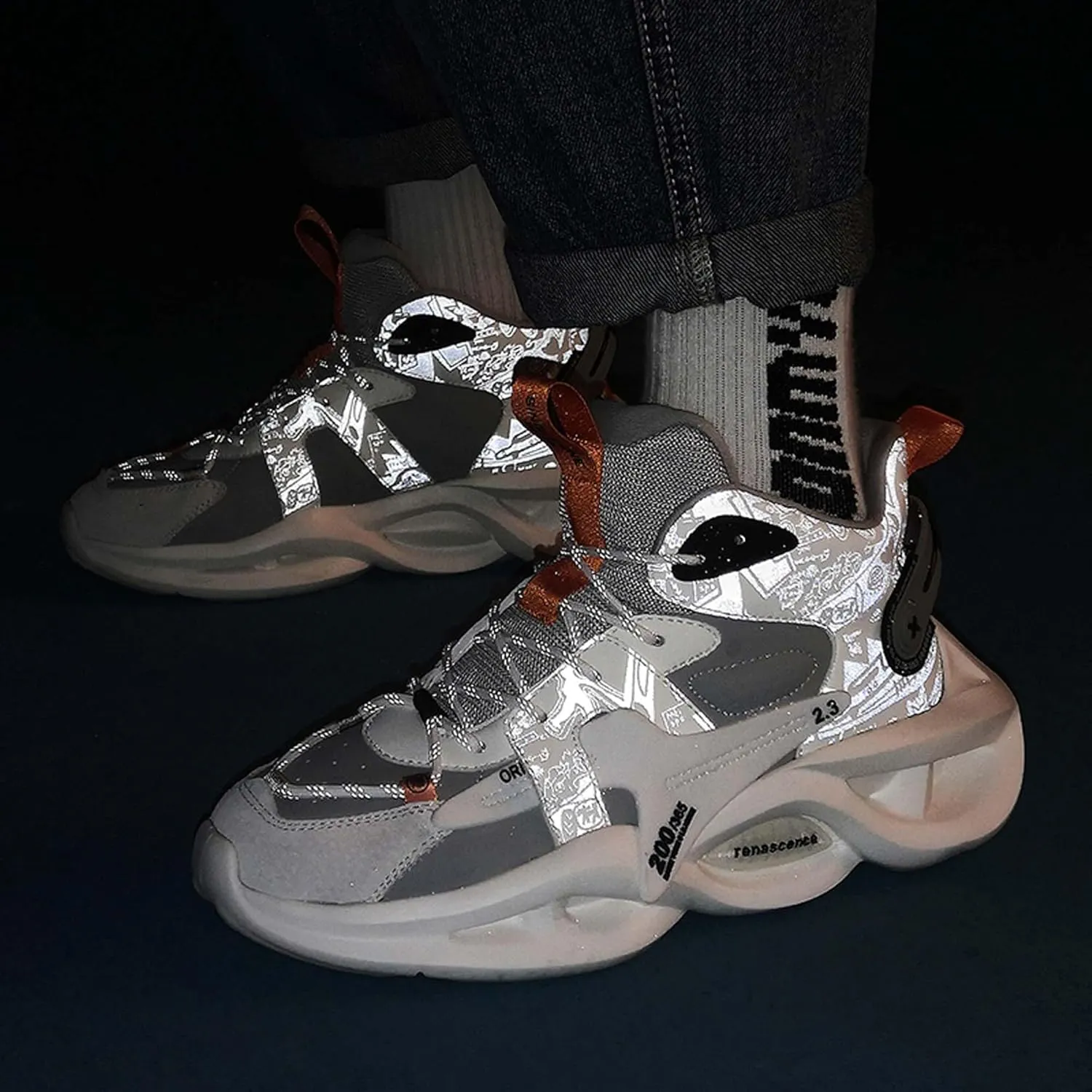 Mens High Top Lace Up Casual Sports Shoes Anti Slip and Wear Resistant Rubber Soles Basketball Shoes High Elasticity Running Shoes Lightweight Carrying Tennis Sports Shoes Breathable Badminton Shoes