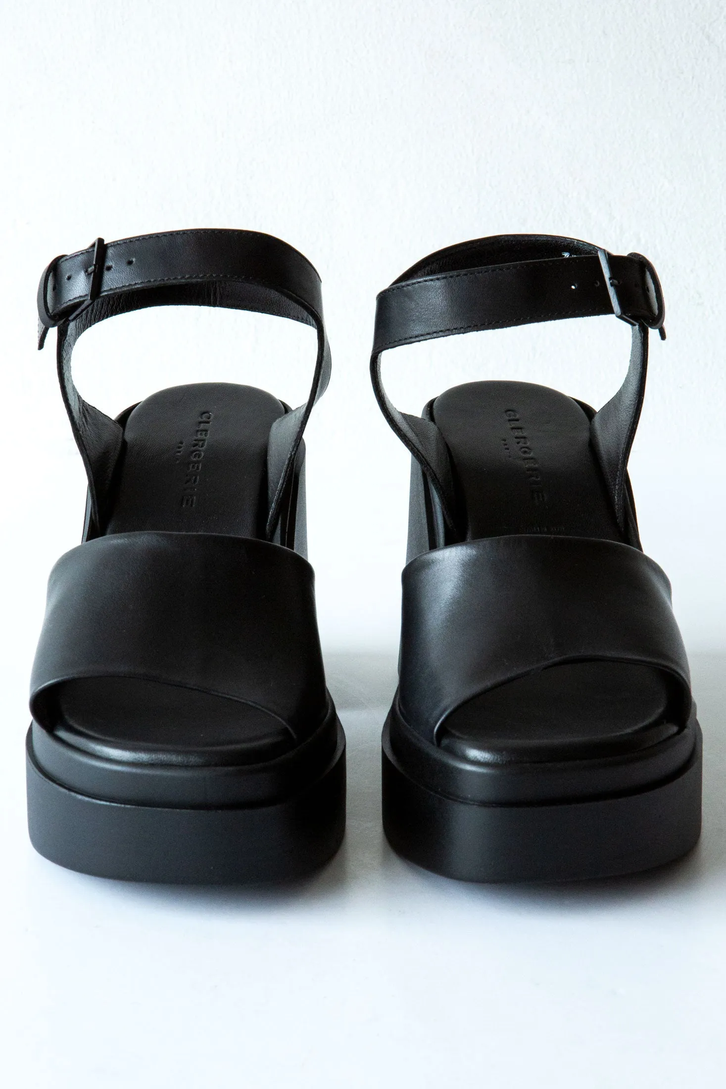 Nelio Platform Sandal